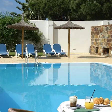 Marisma Sancti Petri Hotel 3*